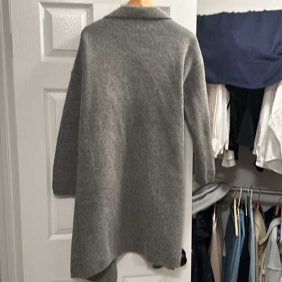Oversized Grey long coat sz M - Picture 3 of 5